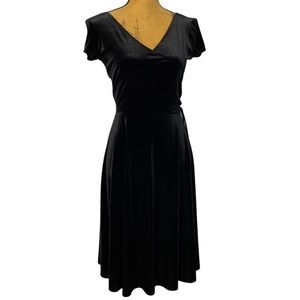 GNW Fit & Flare Black Faux Wrap V-Neck Velvet Formal Career Knee Length Dress 6
